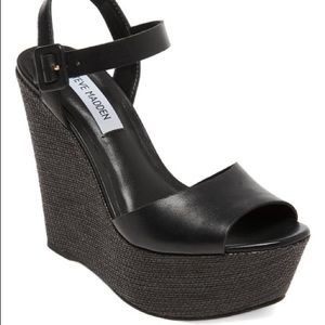 Steve Madden Citrus wedges